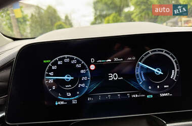 Внедорожник / Кроссовер Kia Niro 2023 в 
