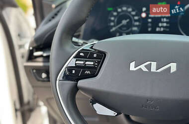 Внедорожник / Кроссовер Kia Niro 2023 в 