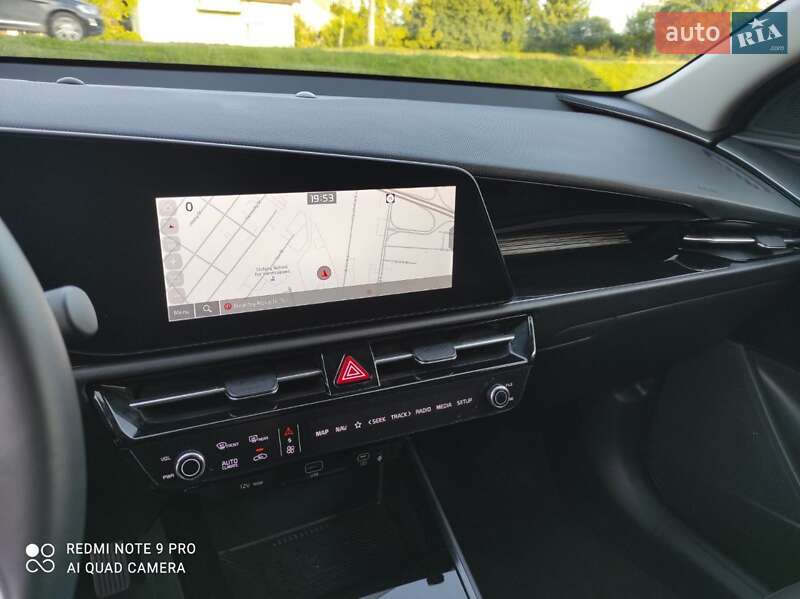 Позашляховик / Кросовер Kia Niro 2023 в Бродах