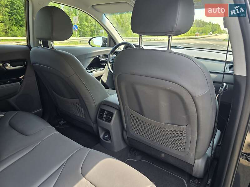 Внедорожник / Кроссовер Kia Niro 2019 в Ковеле