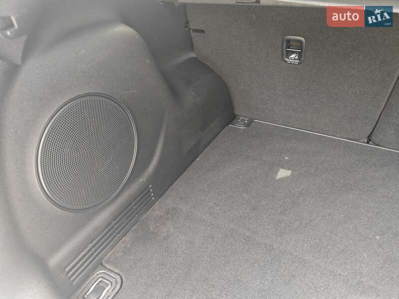 Позашляховик / Кросовер Kia Niro 2019 в Полтаві фото 56 Позашляховик / Кросовер Kia Niro 2019 в Полтаві