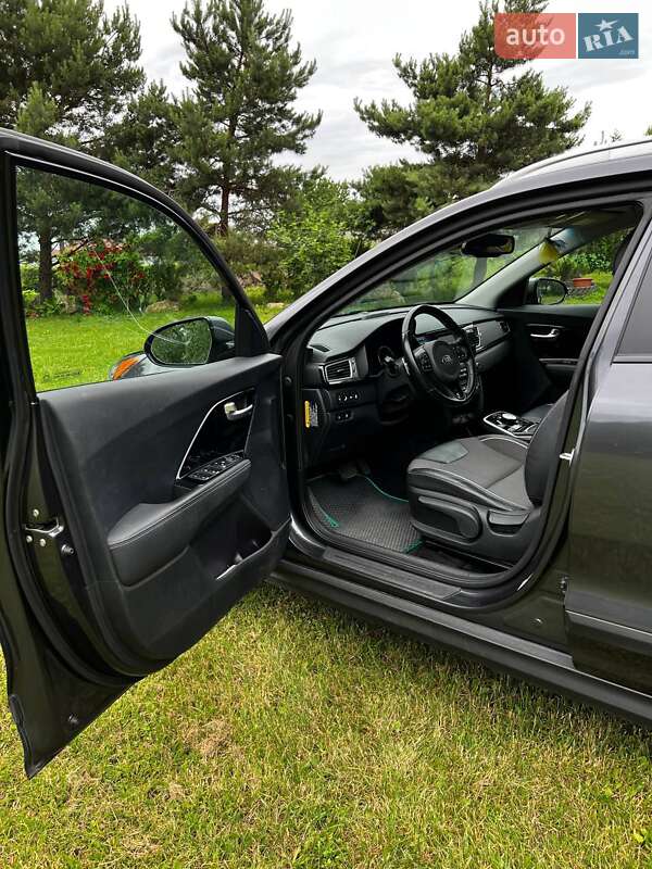 Внедорожник / Кроссовер Kia Niro 2019 в Ровно