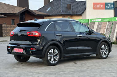 Позашляховик / Кросовер Kia Niro 2019 в 