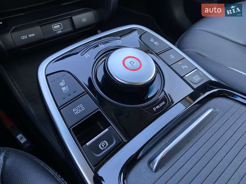 Внедорожник / Кроссовер Kia Niro 2020 в Львове