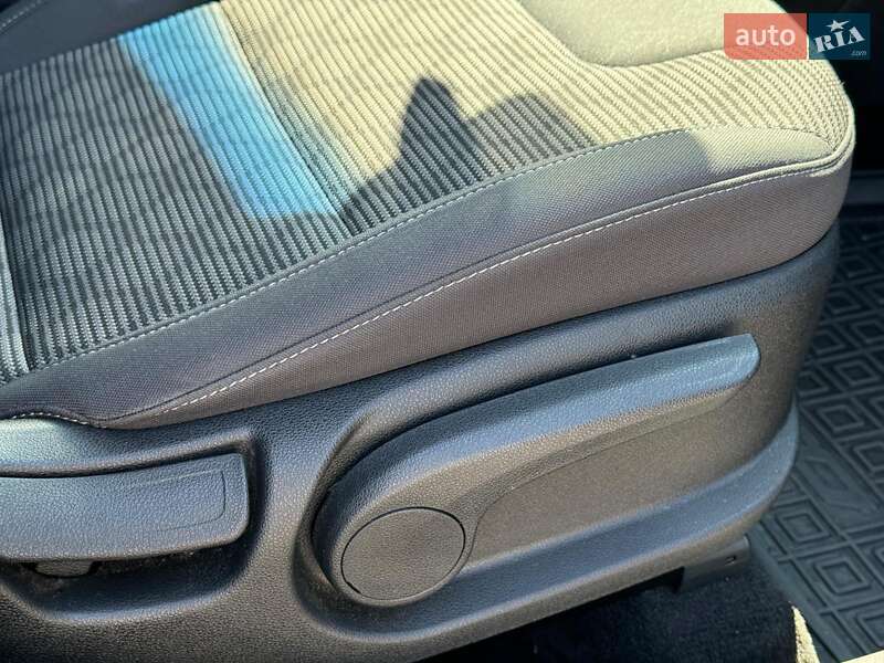 Внедорожник / Кроссовер Kia Niro 2017 в Виннице