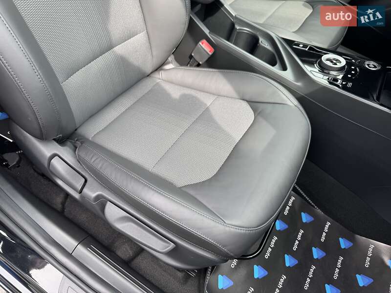 Внедорожник / Кроссовер Kia Niro 2022 в Ровно