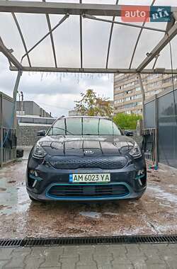 Внедорожник / Кроссовер Kia Niro 2019 в Житомире