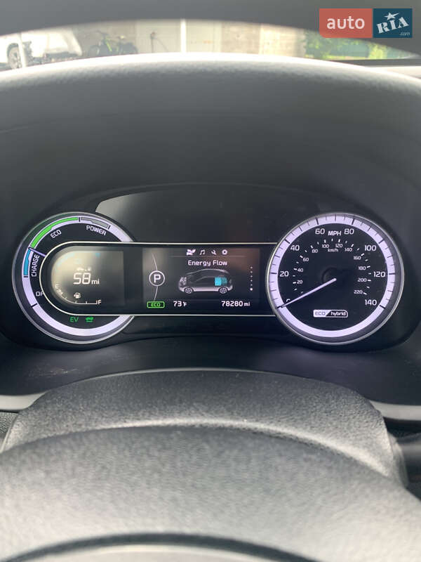 Внедорожник / Кроссовер Kia Niro 2018 в Буске