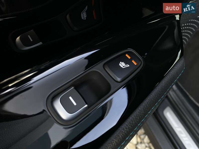 Внедорожник / Кроссовер Kia Niro 2021 в Львове