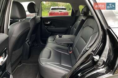 Позашляховик / Кросовер Kia Niro 2021 в 