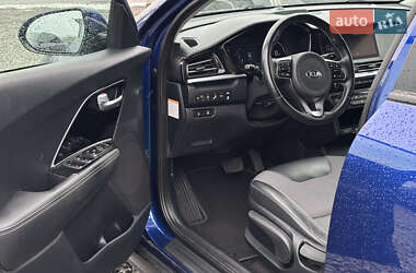 Внедорожник / Кроссовер Kia Niro 2020 в 