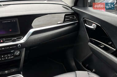Внедорожник / Кроссовер Kia Niro 2020 в 