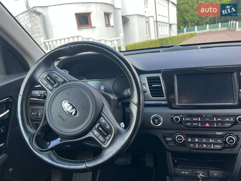 Внедорожник / Кроссовер Kia Niro 2019 в Дубно фото 6 Внедорожник / Кроссовер Kia Niro 2019 в Дубно
