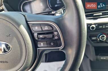 Внедорожник / Кроссовер Kia Niro 2021 в 
