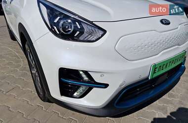 Внедорожник / Кроссовер Kia Niro 2021 в 
