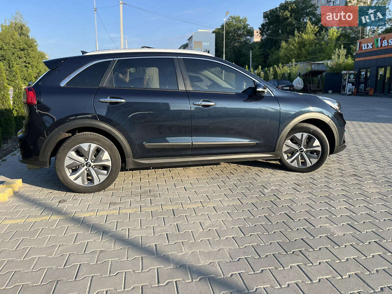 Внедорожник / Кроссовер Kia Niro 2019 в Тернополе