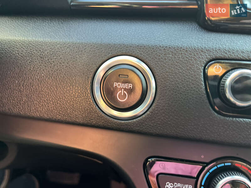 Внедорожник / Кроссовер Kia Niro 2019 в Тернополе