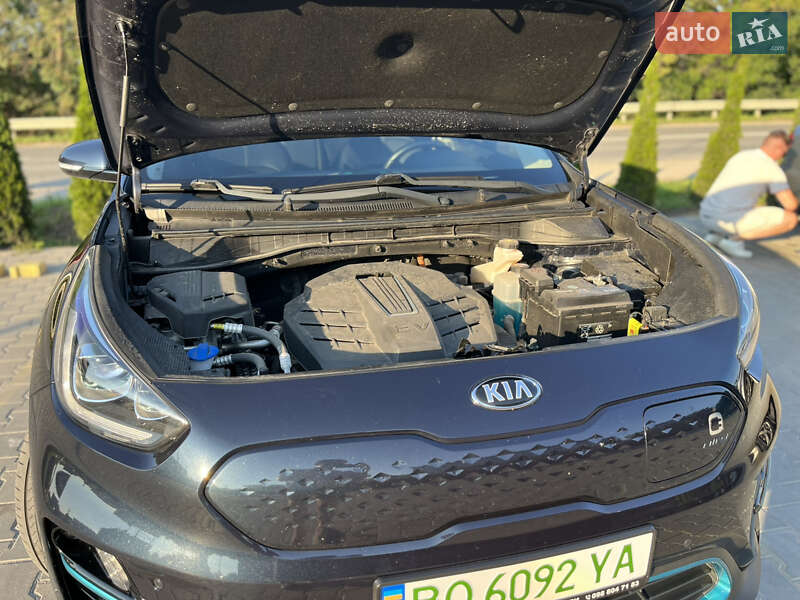 Внедорожник / Кроссовер Kia Niro 2019 в Тернополе
