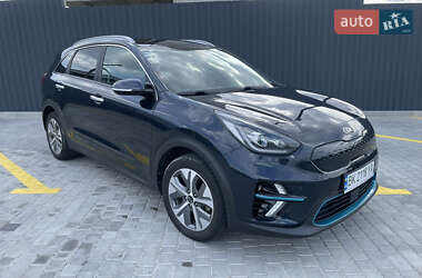 Позашляховик / Кросовер Kia Niro 2019 в 