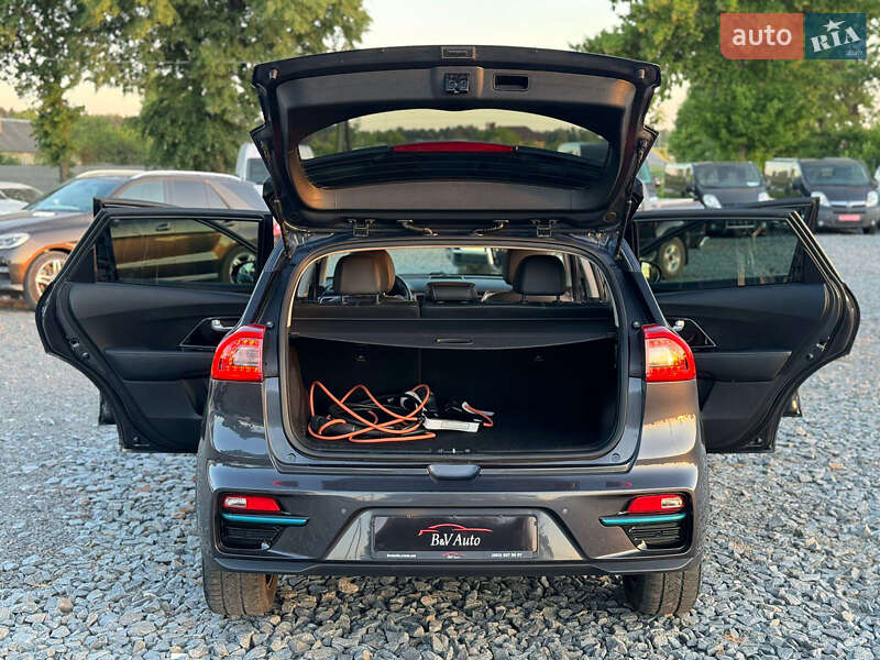 Внедорожник / Кроссовер Kia Niro 2019 в Нетешине