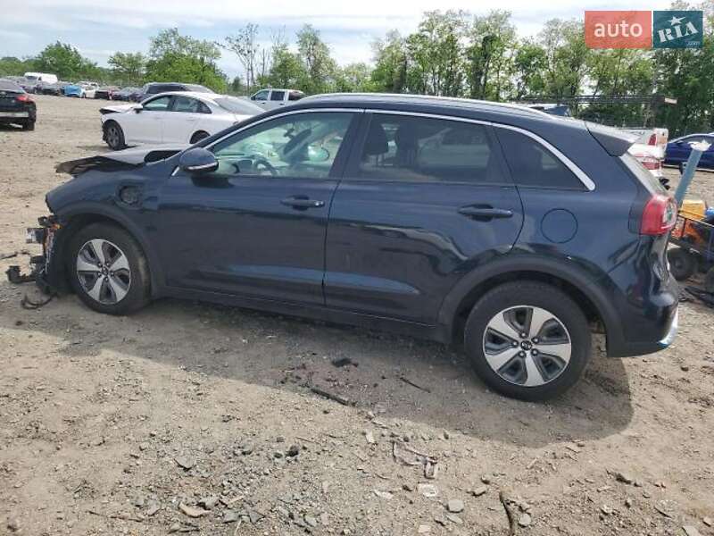 Внедорожник / Кроссовер Kia Niro 2018 в Львове