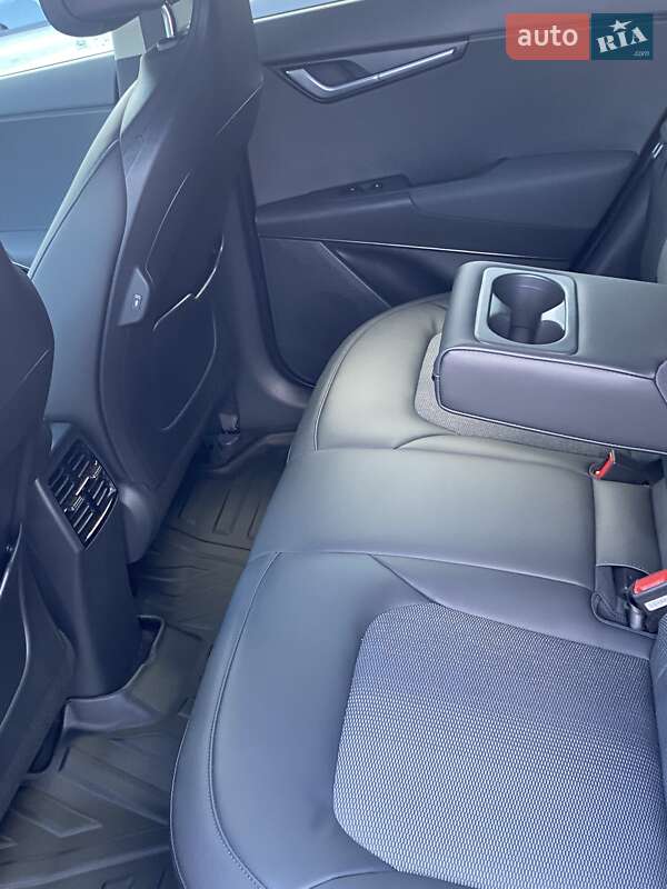 Внедорожник / Кроссовер Kia Niro 2023 в Одессе