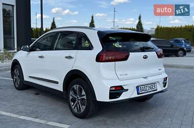 Позашляховик / Кросовер Kia Niro 2021 в 