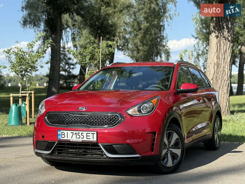 Внедорожник / Кроссовер Kia Niro 2017 в Киеве