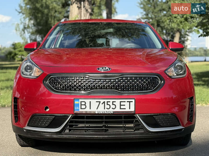 Внедорожник / Кроссовер Kia Niro 2017 в Киеве
