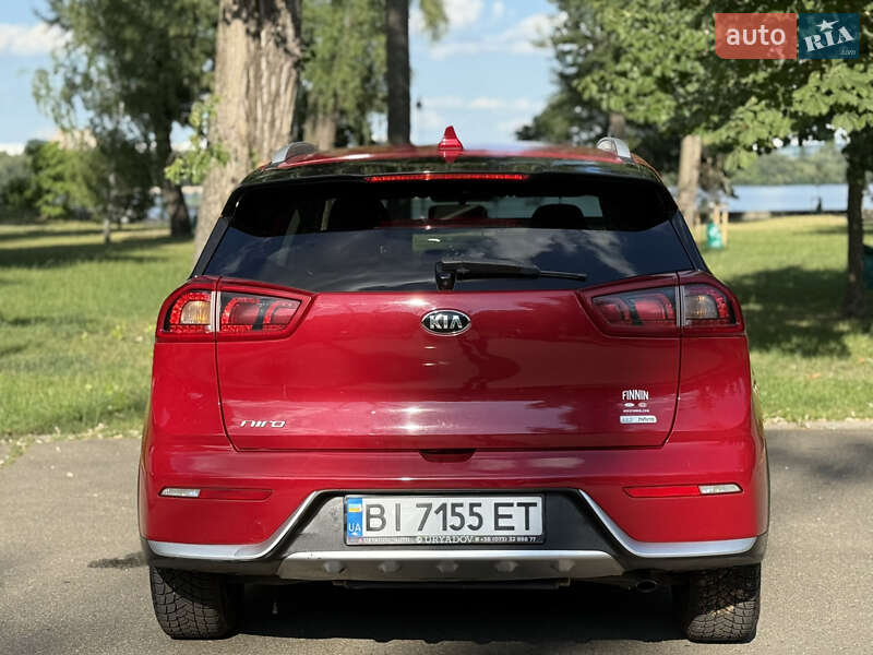 Внедорожник / Кроссовер Kia Niro 2017 в Киеве