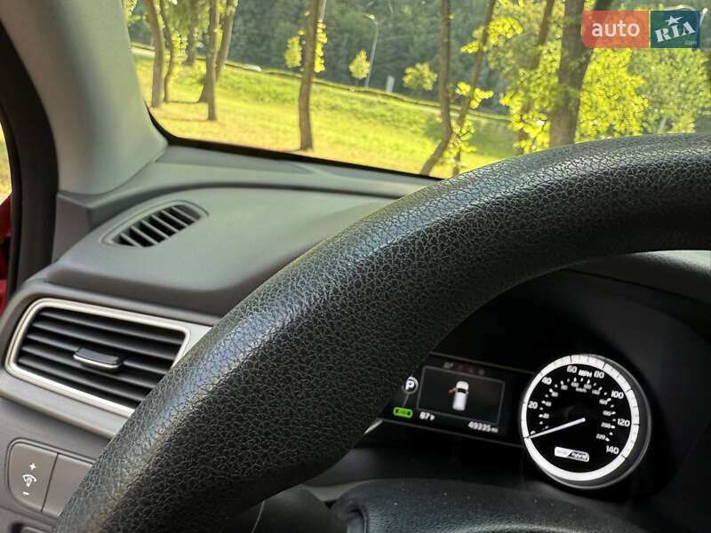 Внедорожник / Кроссовер Kia Niro 2017 в Киеве