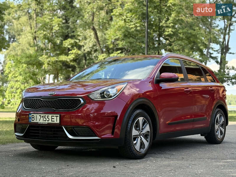 Внедорожник / Кроссовер Kia Niro 2017 в Киеве