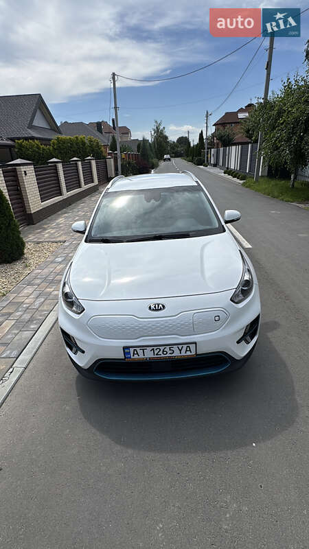 Внедорожник / Кроссовер Kia Niro 2018 в Полтаве фото 2 Внедорожник / Кроссовер Kia Niro 2018 в Полтаве