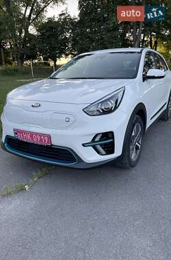 Внедорожник / Кроссовер Kia Niro 2021 в 