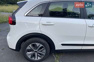 Внедорожник / Кроссовер Kia Niro 2021 в 