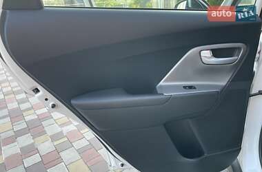Внедорожник / Кроссовер Kia Niro 2021 в 