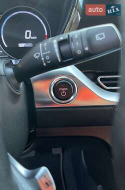 Внедорожник / Кроссовер Kia Niro 2021 в 