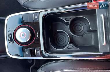 Внедорожник / Кроссовер Kia Niro 2021 в 