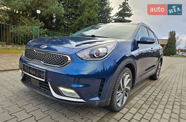 Внедорожник / Кроссовер Kia Niro 2018 в Ужгороде