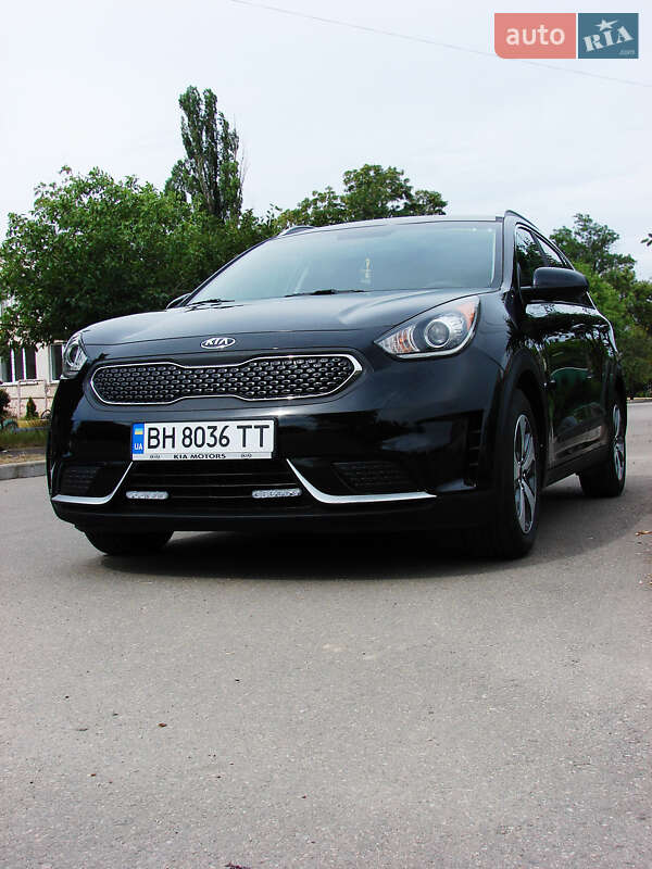 Внедорожник / Кроссовер Kia Niro 2017 в Одессе