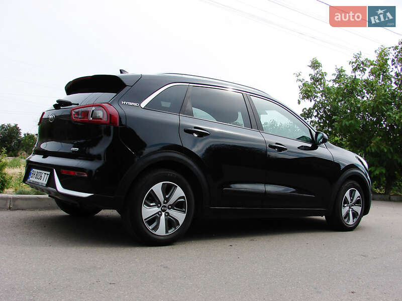 Внедорожник / Кроссовер Kia Niro 2017 в Одессе