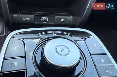 Внедорожник / Кроссовер Kia Niro 2020 в 