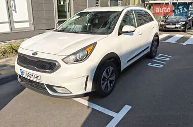 Внедорожник / Кроссовер Kia Niro 2018 в Киеве