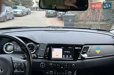 Позашляховик / Кросовер Kia Niro 2016 в Херсоні