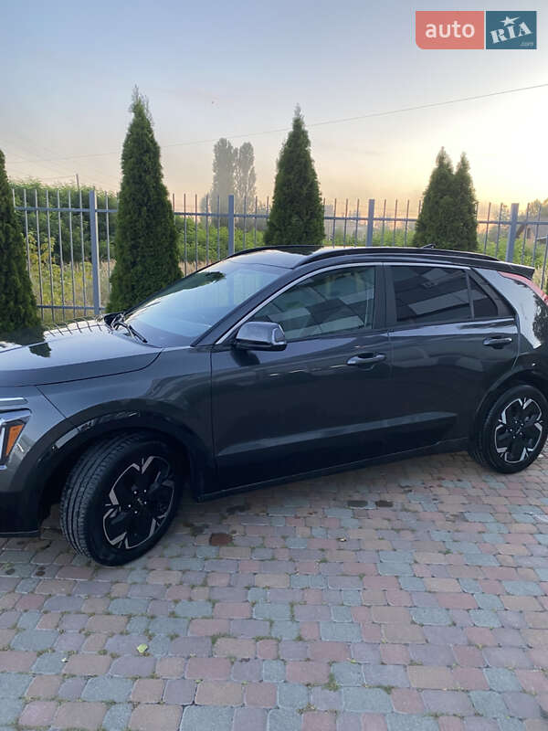 Внедорожник / Кроссовер Kia Niro 2022 в Сарнах