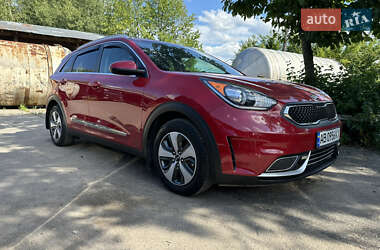 Позашляховик / Кросовер Kia Niro 2017 в Вінниці