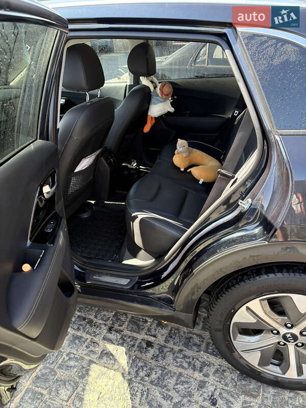 Внедорожник / Кроссовер Kia Niro 2019 в Киеве фото 14 Внедорожник / Кроссовер Kia Niro 2019 в Киеве