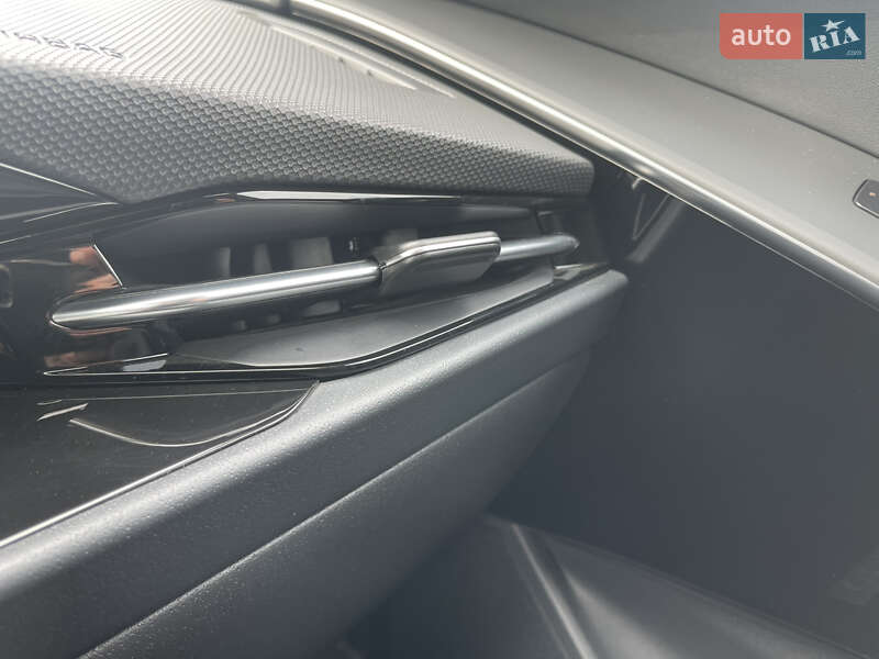 Позашляховик / Кросовер Kia Niro 2023 в Переяславі