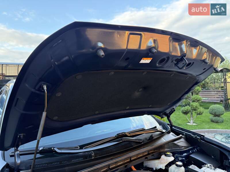 Позашляховик / Кросовер Kia Niro 2020 в Львові