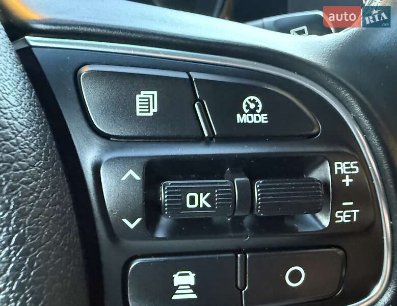 Позашляховик / Кросовер Kia Niro 2020 в Львові